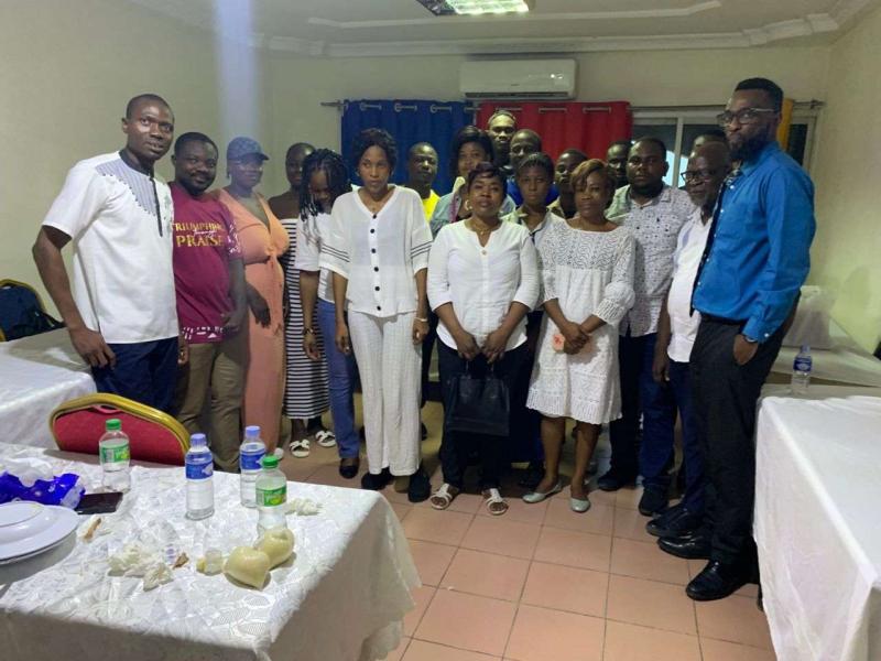 ENGLISH TEACHERS AND ANGLOPHILES NETWORK